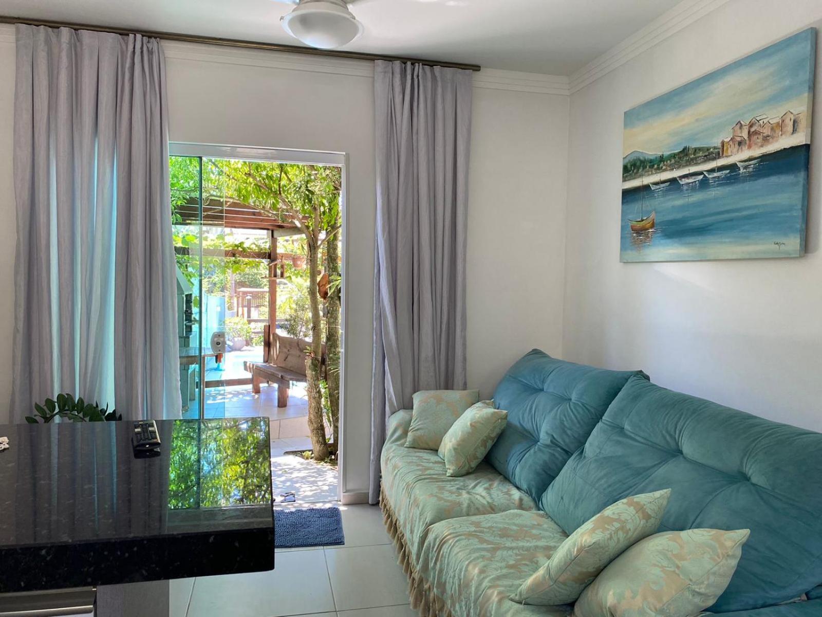 הוילה בומבינאס Residencial Com Piscina Possui Jacuzzi Aquecida Com Hidromassagem מראה חיצוני תמונה